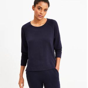 Lou & Grey Signaturesoft Navy Sweatshirt